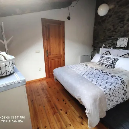 Cal Pauleta Holiday home