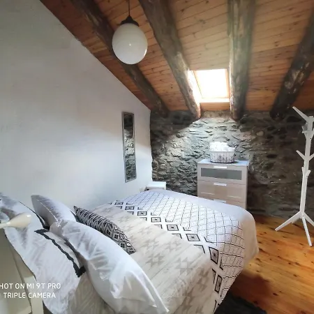 Cal Pauleta Holiday home